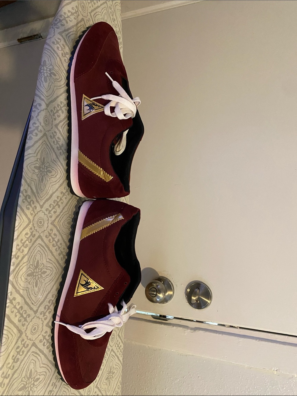 Le Coq Sportif Men's Maroon Sneakers with Gold Accents